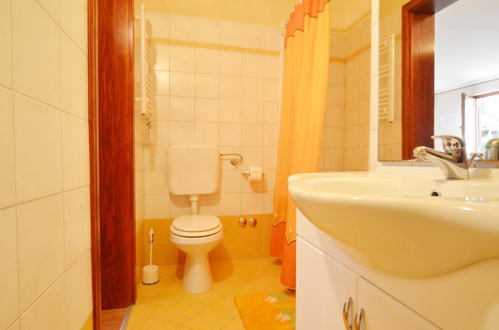 Apartment Ivanka Ровінь Екстер'єр фото